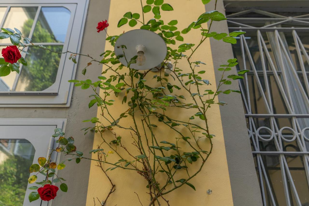Duomo Smart Suites Milán Exterior foto